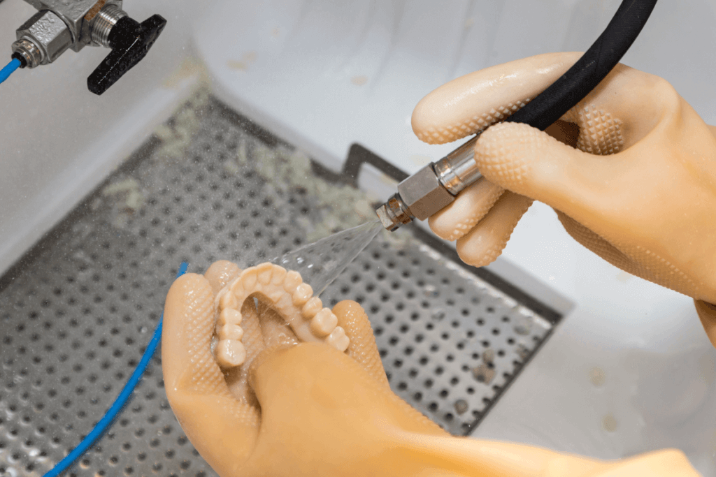 Especialização em Prótese Dentária: 5 Dicas Antes de Iniciar nessa Carreira